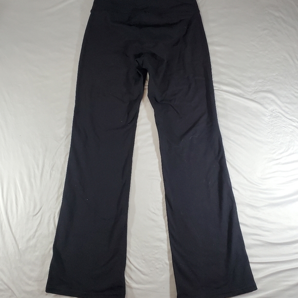 Nwt black legging. Xs - Picture 4 of 4